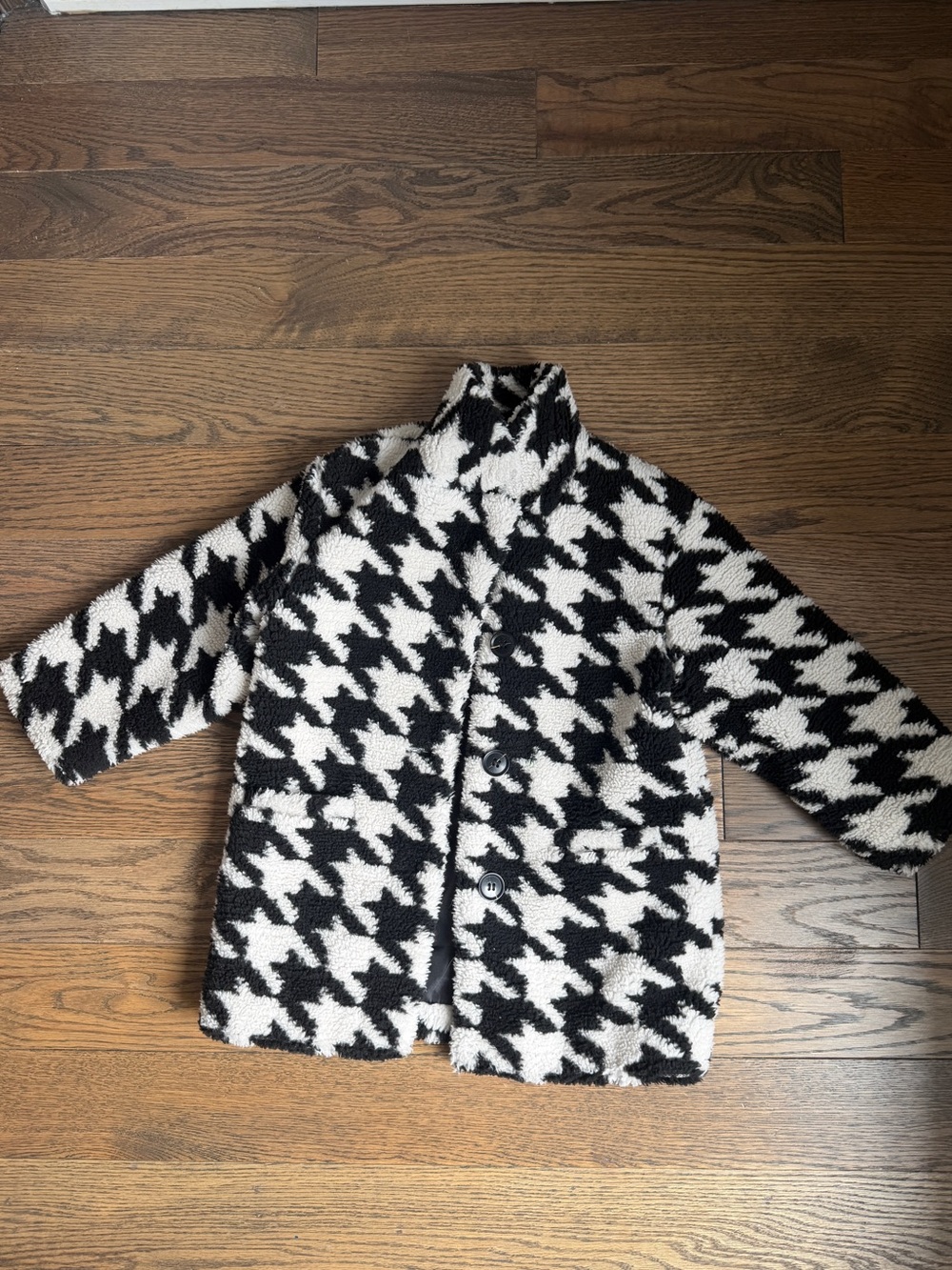 H&M Toddler Houndstooth Teddy Sherpa Coat Black & White – Size 2T